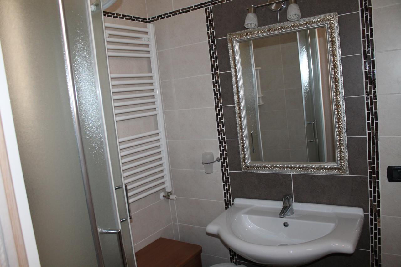 Hotel Oblio Rimini Ngoại thất bức ảnh